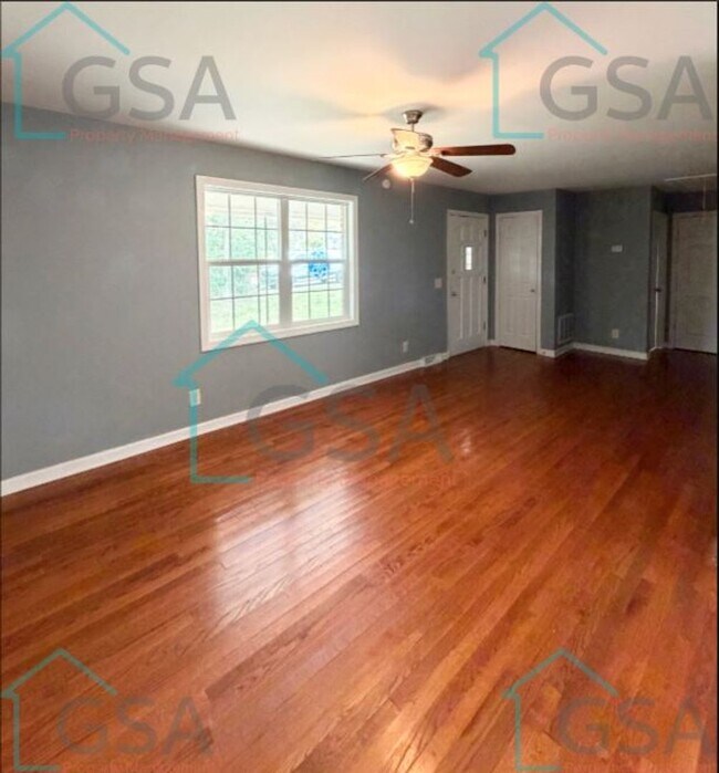 Foto del edificio - 106 Keowee Ave