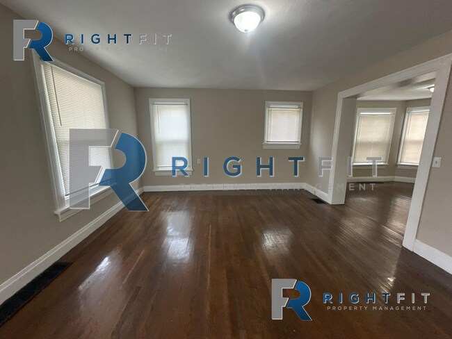 Foto del edificio - Charming 2 Bedroom Home in Dayton