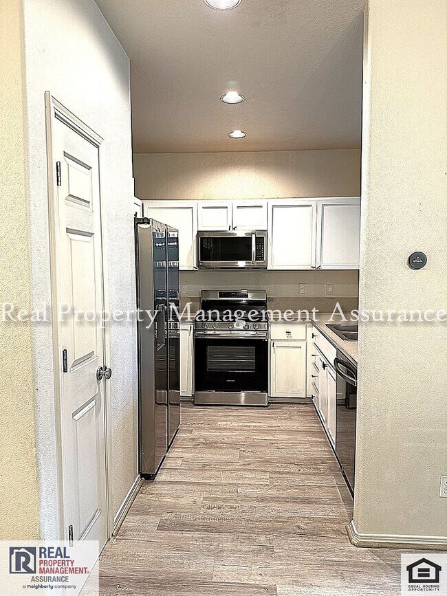 Foto del edificio - 17243 NW Widgi Creek Ct