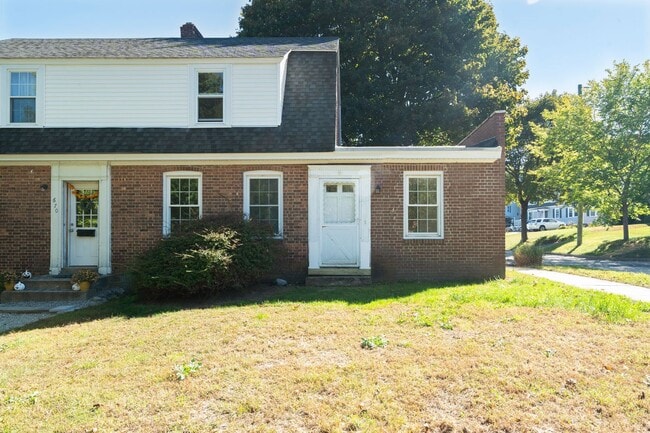 Building Photo - 80 Concord Way