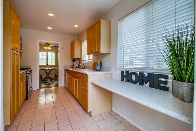 Foto del edificio - 4245 58th St