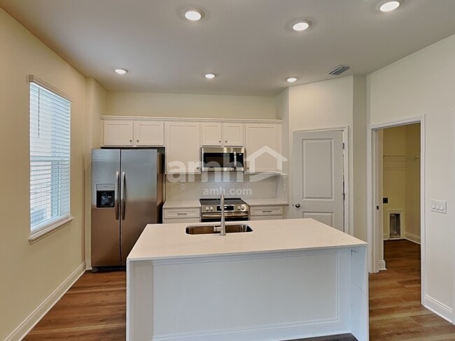 Building Photo - 971 Grafton Ridge Dr
