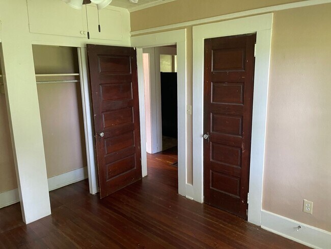 Foto del edificio - Samford Ave Duplex Available!