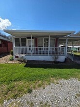 Building Photo - 13 Beach Creek Rd