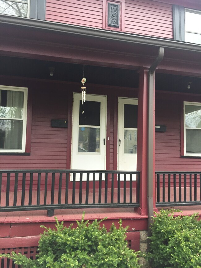 32 Vermont St Unit 2 bedrm off Culver 14609, Rochester, NY 14609