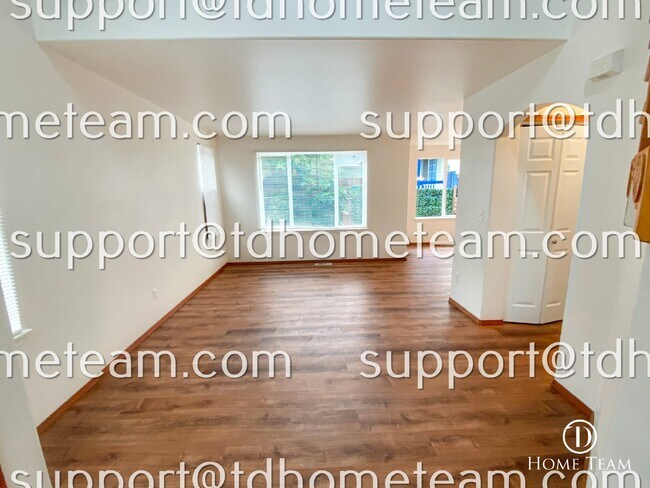 Foto del edificio - "Charming Bothell Retreat: 4-Bedroom Home ...