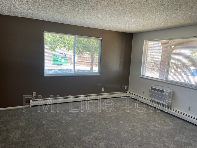 Foto del edificio - 9776 W 22nd Pl