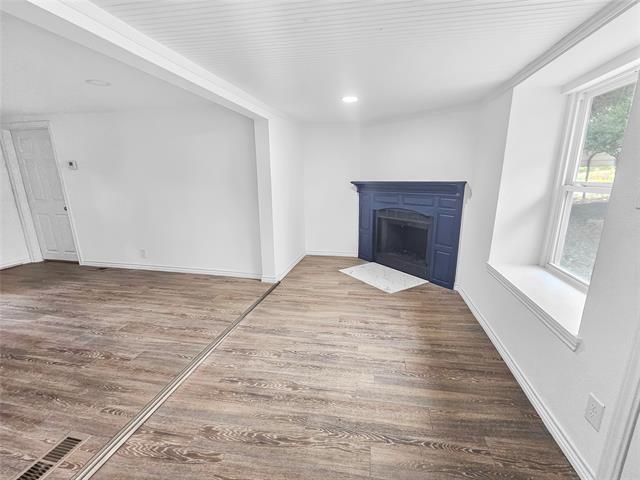 Foto del edificio - 106 Silveroaks St