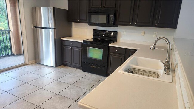 Foto del edificio - 543 Vincinda Crest Way