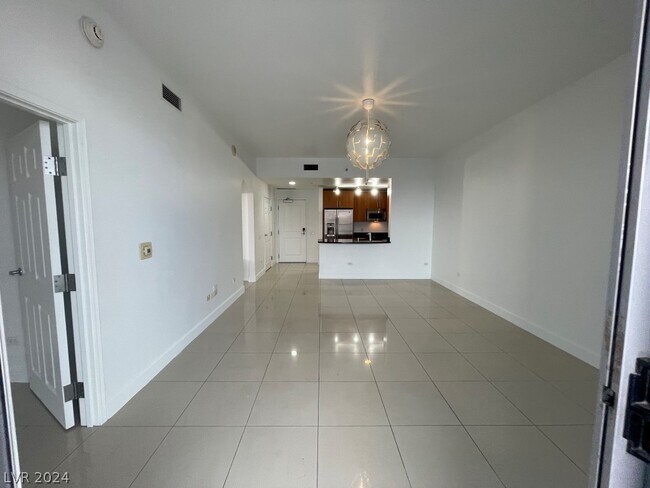 Building Photo - 200 W Sahara Ave
