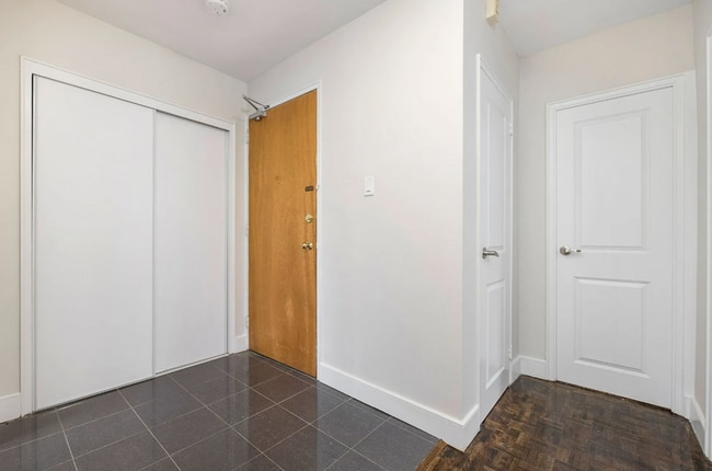 Building Photo - Norwood Terrace