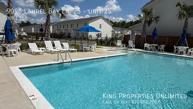 Foto del edificio - 9096 Laurel Bay Ln