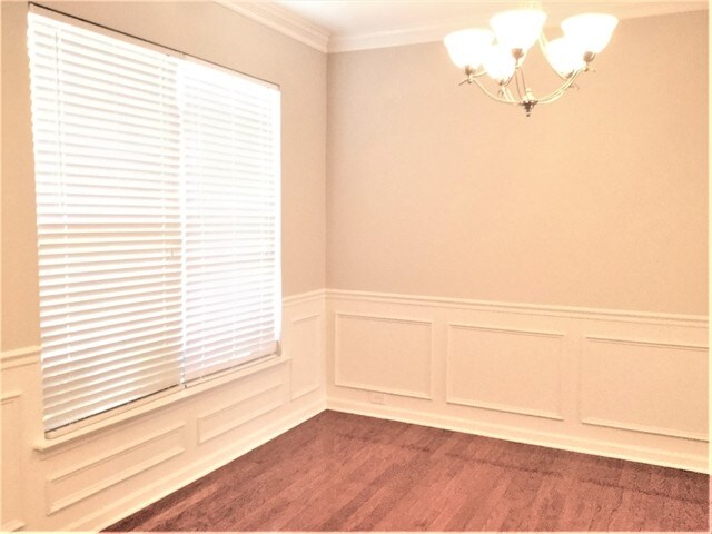 Foto del edificio - 3342 Crutchfield Pl
