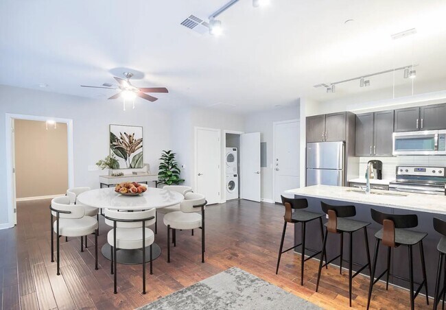 Foto del edificio - Remi Downtown