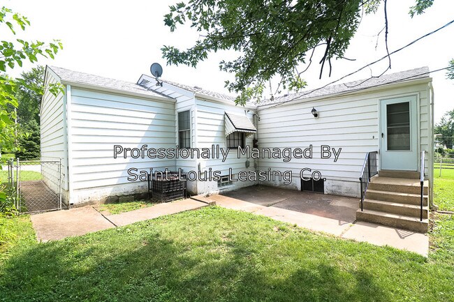 Building Photo - 10249 Coburg Lands Dr