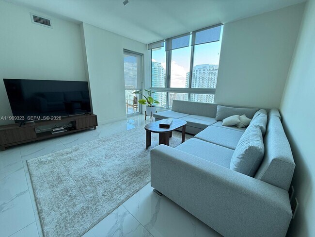 Foto del edificio - 300 Biscayne Blvd Way