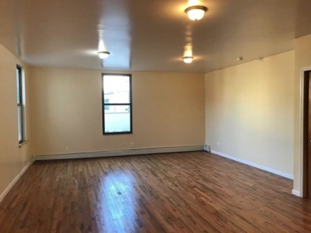 Primary Photo - 255 17th St