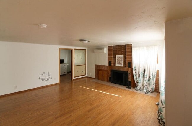 Foto del edificio - 706 Davenport St