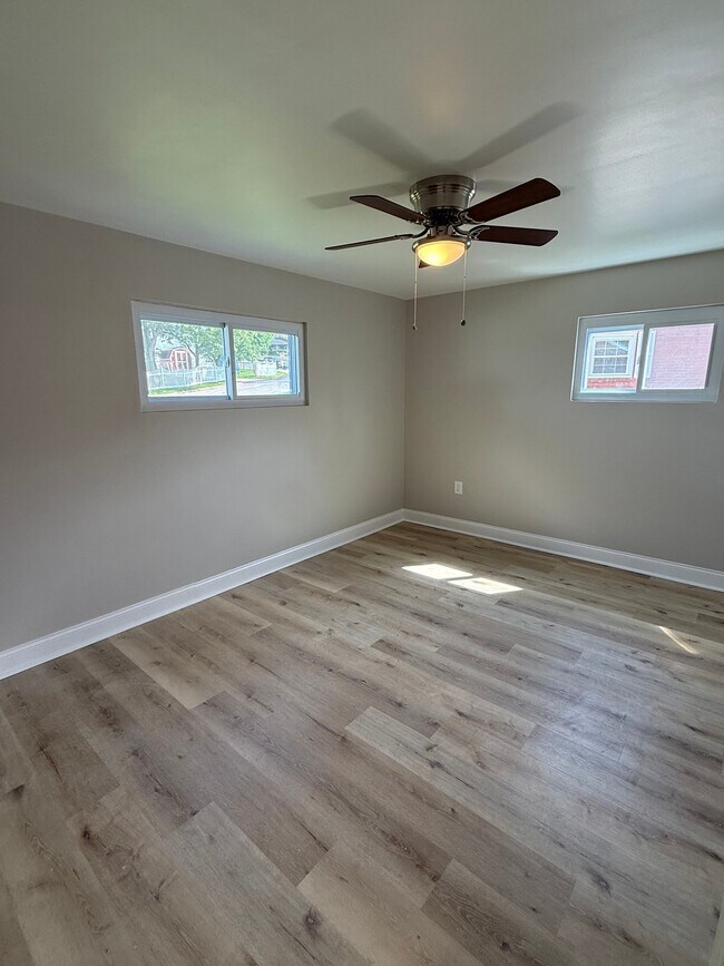 Foto del edificio - 733 Memory Ln