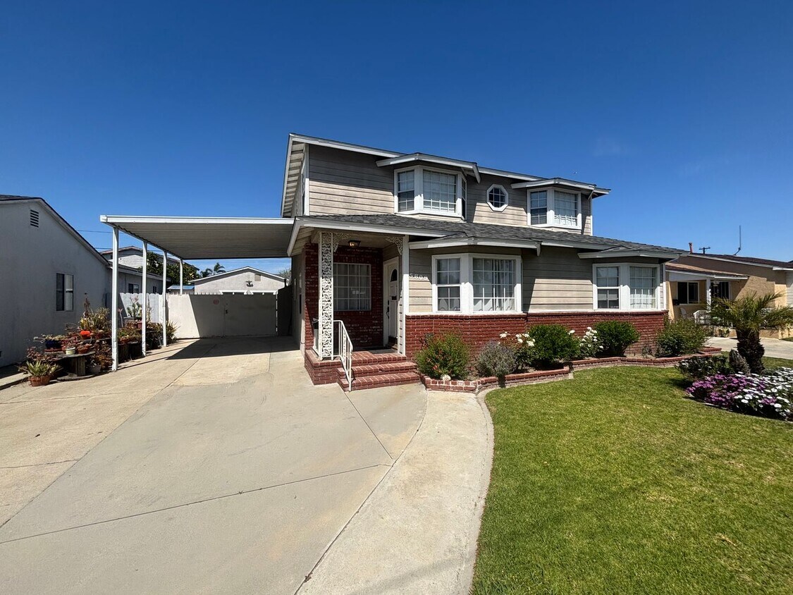 Primary Photo - 5809 E Wardlow Rd