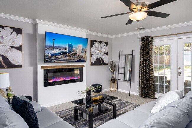 Foto del edificio - 9182 Ridge Breeze