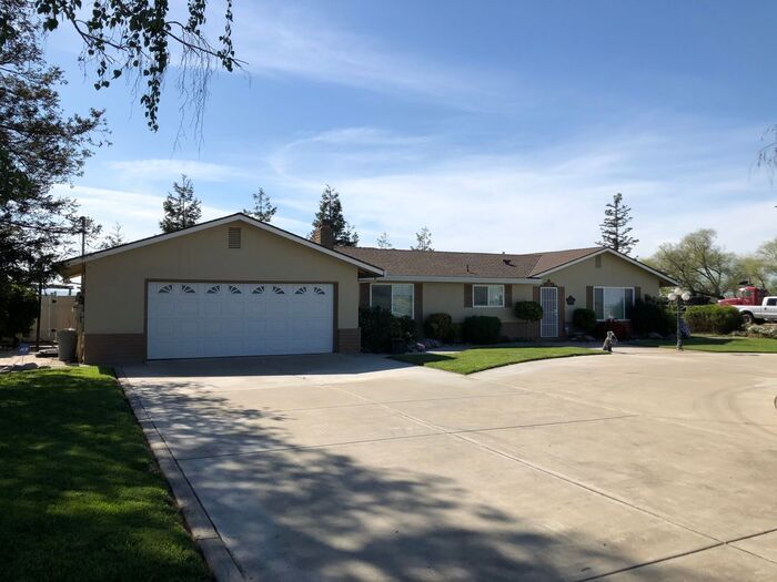 Primary Photo - Manteca 3 Bedroom 3 Bath Ranch Style Home