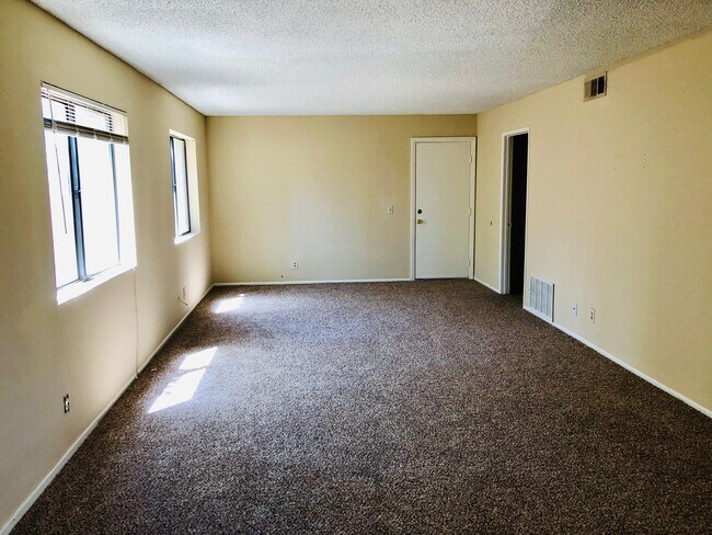 Foto del edificio - 43242 Cottage Ln