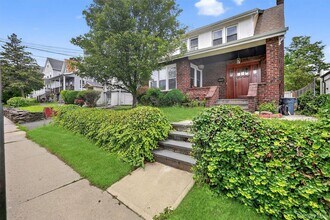 Building Photo - 260 High Ave