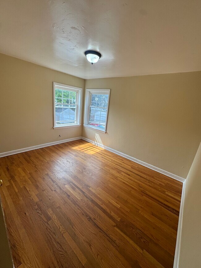 Foto del edificio - 2921 N 76th St