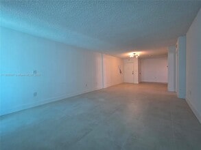 Building Photo - 245 18th St