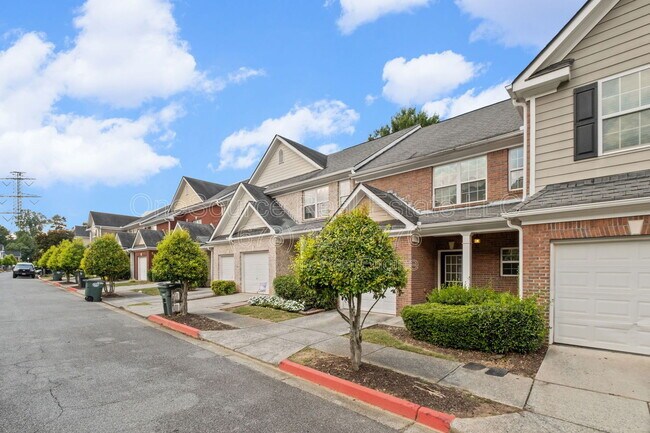 Foto del edificio - 1821 Willow Branch Ln