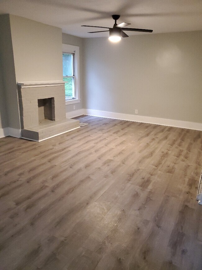 Sala de estar - 920 Crescent Ave