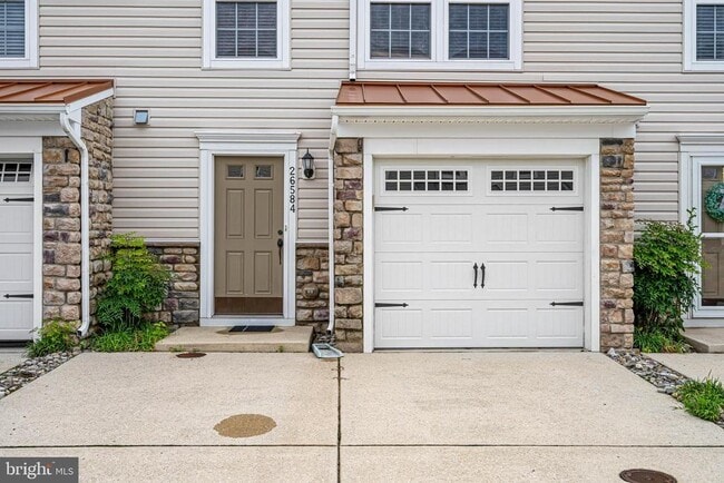 Building Photo - 26584 Raleigh Rd