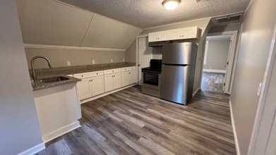 Building Photo - 50 Vernon St