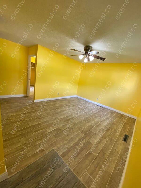 Foto del edificio - 2985 Fairwood Ave