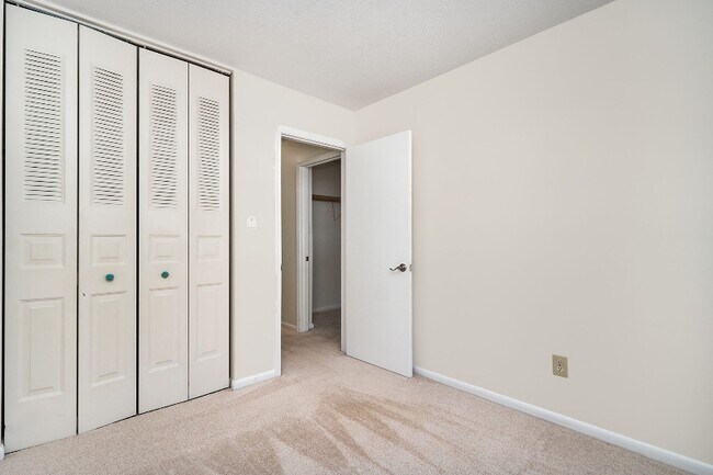 Foto del edificio - 2515 Longleaf Ct