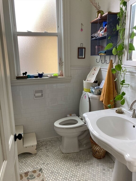 Foto del edificio - 184 School St