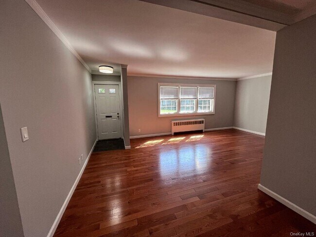 Foto del edificio - 600 Bedford Rd