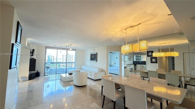 Building Photo - 3530 Mystic Pointe Dr