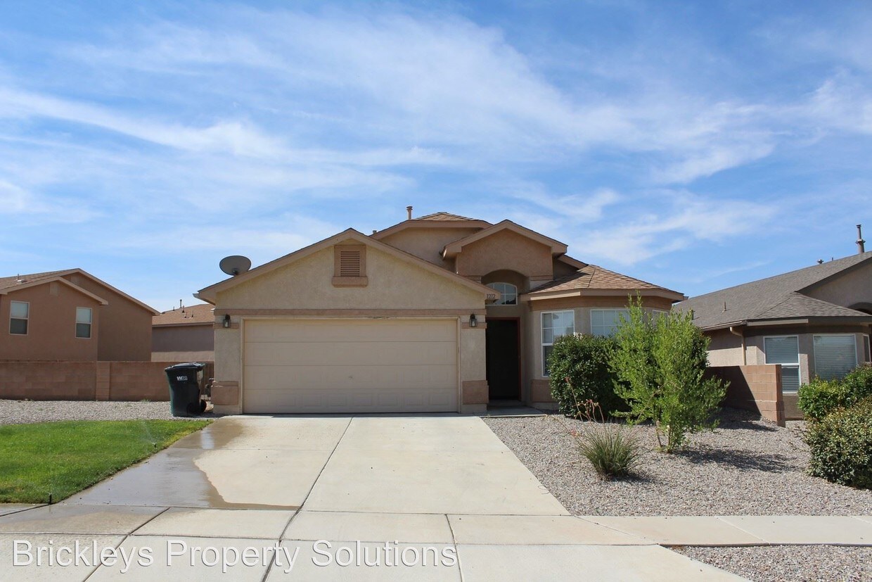 Primary Photo - 4 br, 2 bath House - 1212 Havasu Falls Ct NE