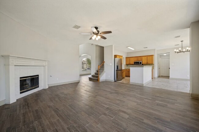 Building Photo - 2308 Acorn Bend