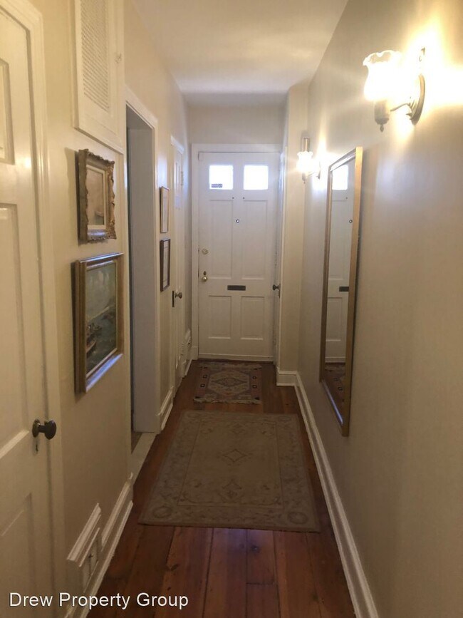 Building Photo - 2 br, 1.5 bath House - 1610 34th St NW