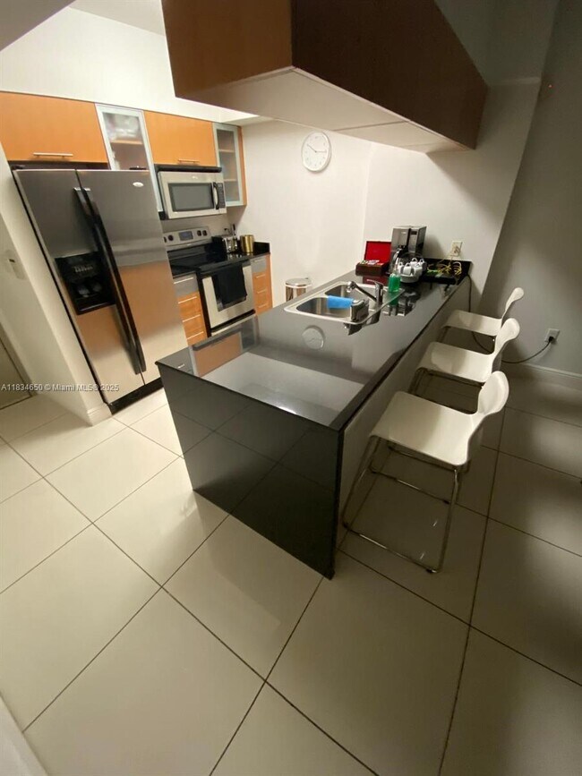 Foto del edificio - 1750 N Bayshore Dr