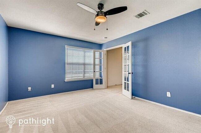 Foto del edificio - 201 Shady Oaks Ln