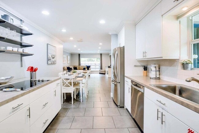 Foto del edificio - 7515 Silver Woods Ct