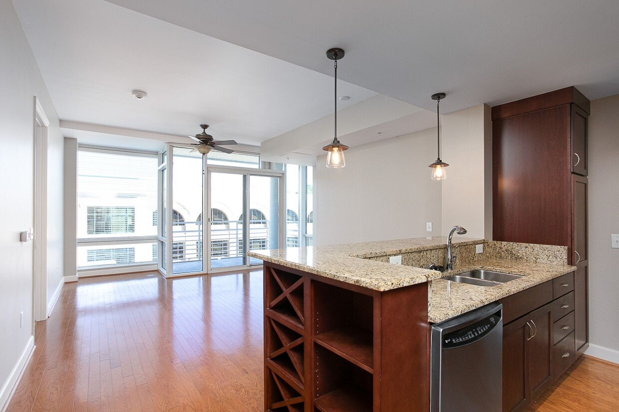 Luxury East 54 1bd/1ba End Unit Condo w/ P... House Rental in Chapel