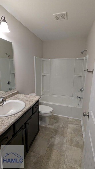 Foto del edificio - 326 Joann Lewis Ln