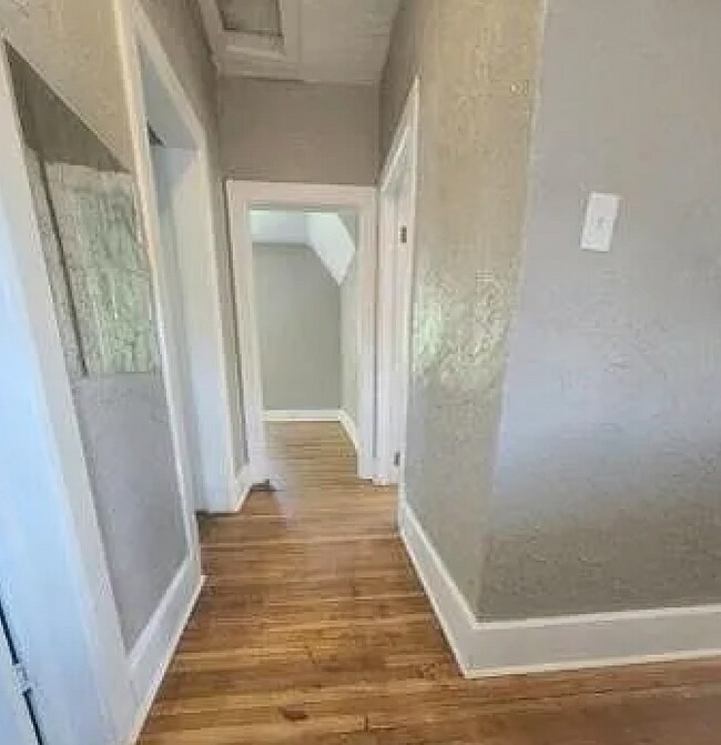 Foto del edificio - Greenwood Duplex