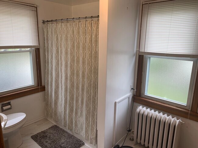 Foto del edificio - 600 Sellers Ave