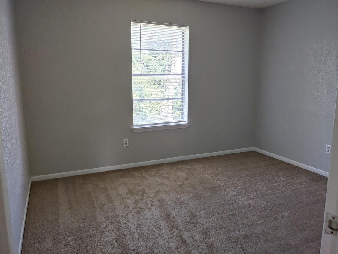 108 W Anderson Ave, Copperas Cove, TX 76522 Apartments in Copperas